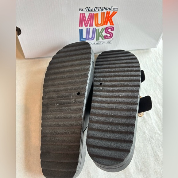 Muk Luks Black Slide Sandals • Double Buckle Slip-On • New • Muk Luks Sandals - Picture 3 of 3